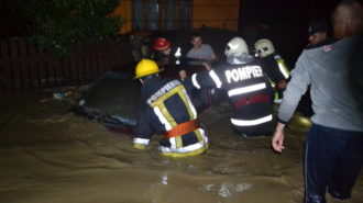 inundatii-interventie-isu-pompieri-11-1024x683