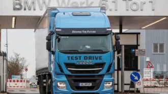 2888-iveco-stralis-np-bmw-group-1000x695