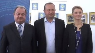 Gorghiu-si-Blaga-huiduiti-La-puscarie-hotilor-criminalilor-Video-