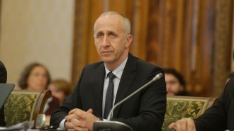 Candidatul pentru functia de ministrul Transporturilor, Dan Marian Costescu  este audiat de Comisia pentru politica economica, reforma si privatizare, la Palatul Parlamentului, luni, 16 noiembrie 2015. ANDREEA ALEXANDRU  / MEDIAFAX FOTO