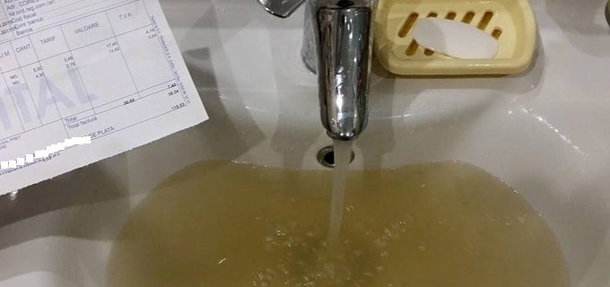 apa-robinet