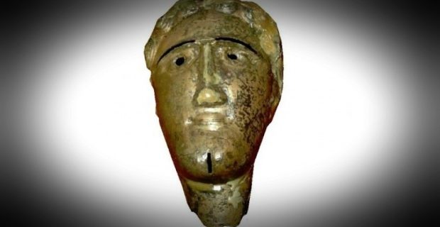 misterul-mastii-de-bronz-descoperite-la-buridava-in-valcea-teoria-suprinzatoare-a-arheologilor-508007